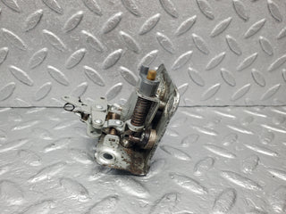 W105 Ponton door lock rear left used OEM