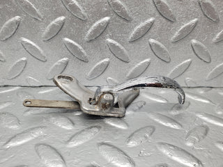 W105 Ponton interior door handle front right used OEM
