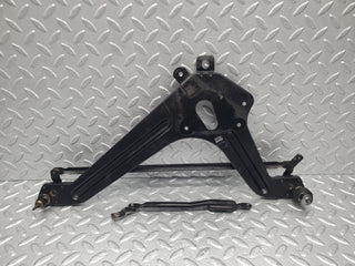 W105 Ponton windscreen wiper linkage mechanism used OEM