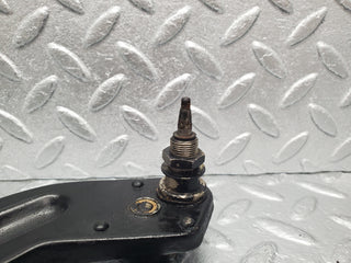 W105 Ponton windscreen wiper linkage mechanism used OEM