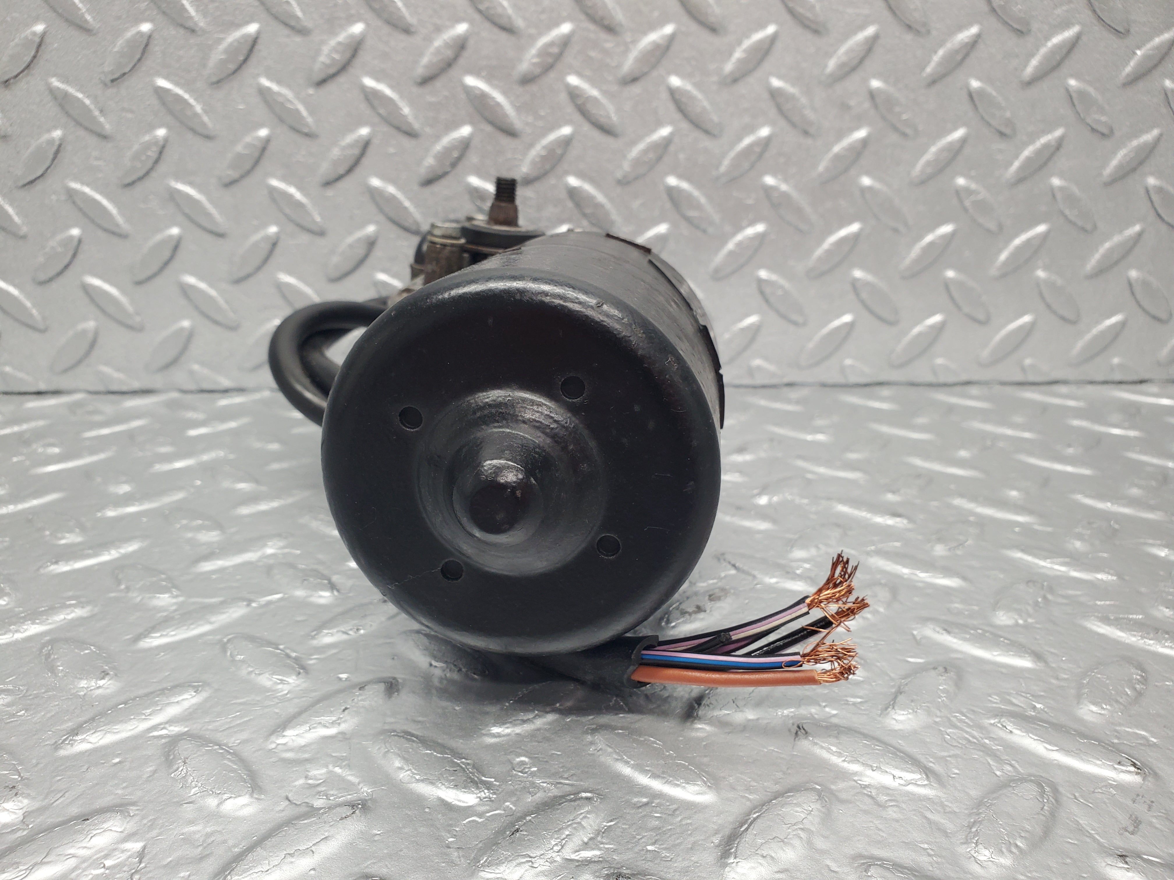 1997 Mercedes-Benz W116 350SE Wiper Motor Bosch 0390341065