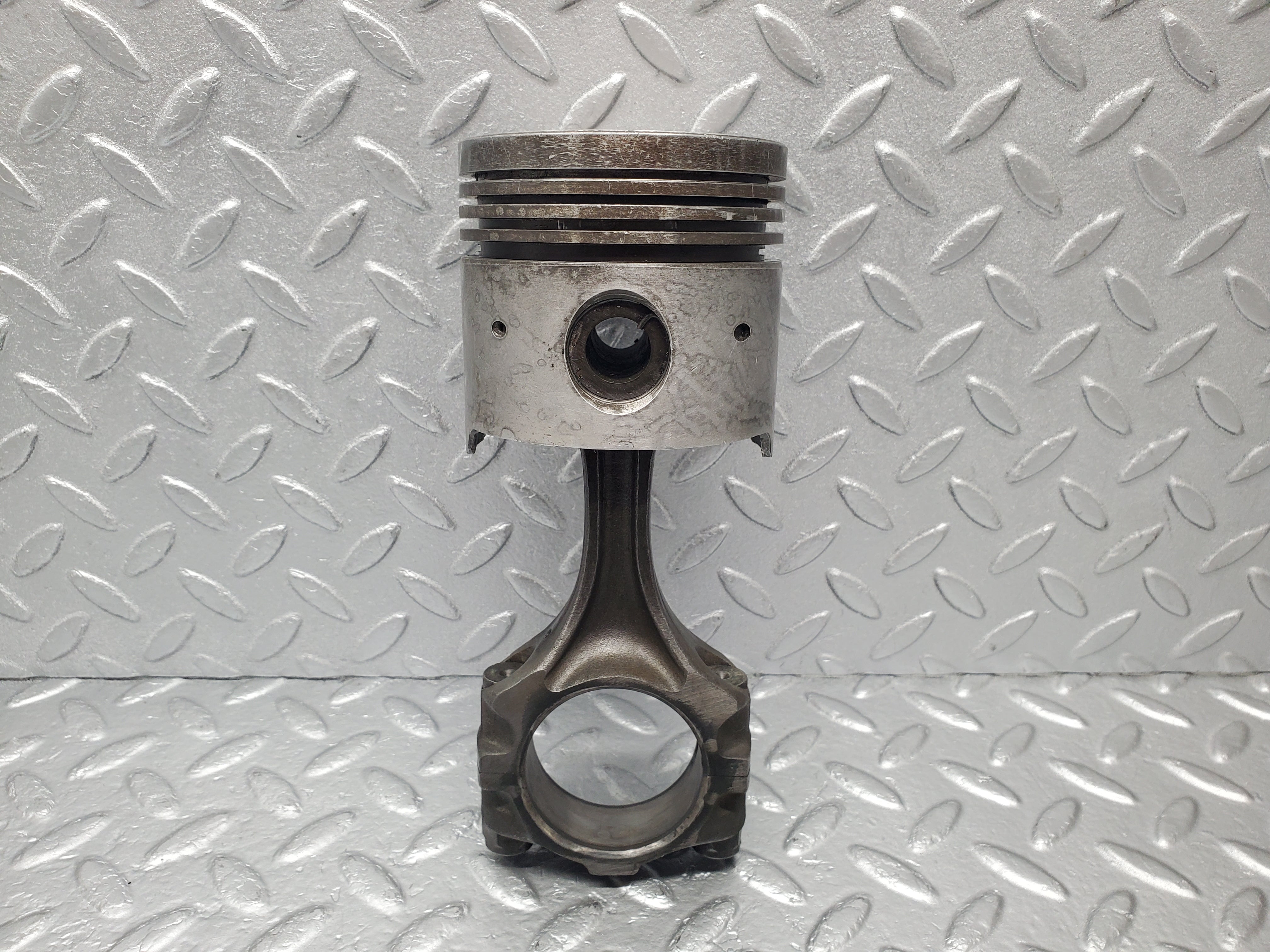 2123 Mercedes-Benz W108 280SE Piston With Connecting Rod 86.49 mm