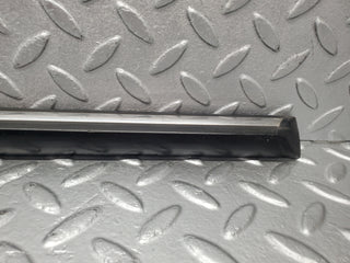 2171 Mercedes-Benz W116 350SE Front Right Door Centre Moulding Trim