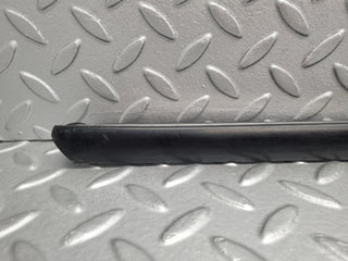 2171 Mercedes-Benz W116 350SE Front Right Door Centre Moulding Trim