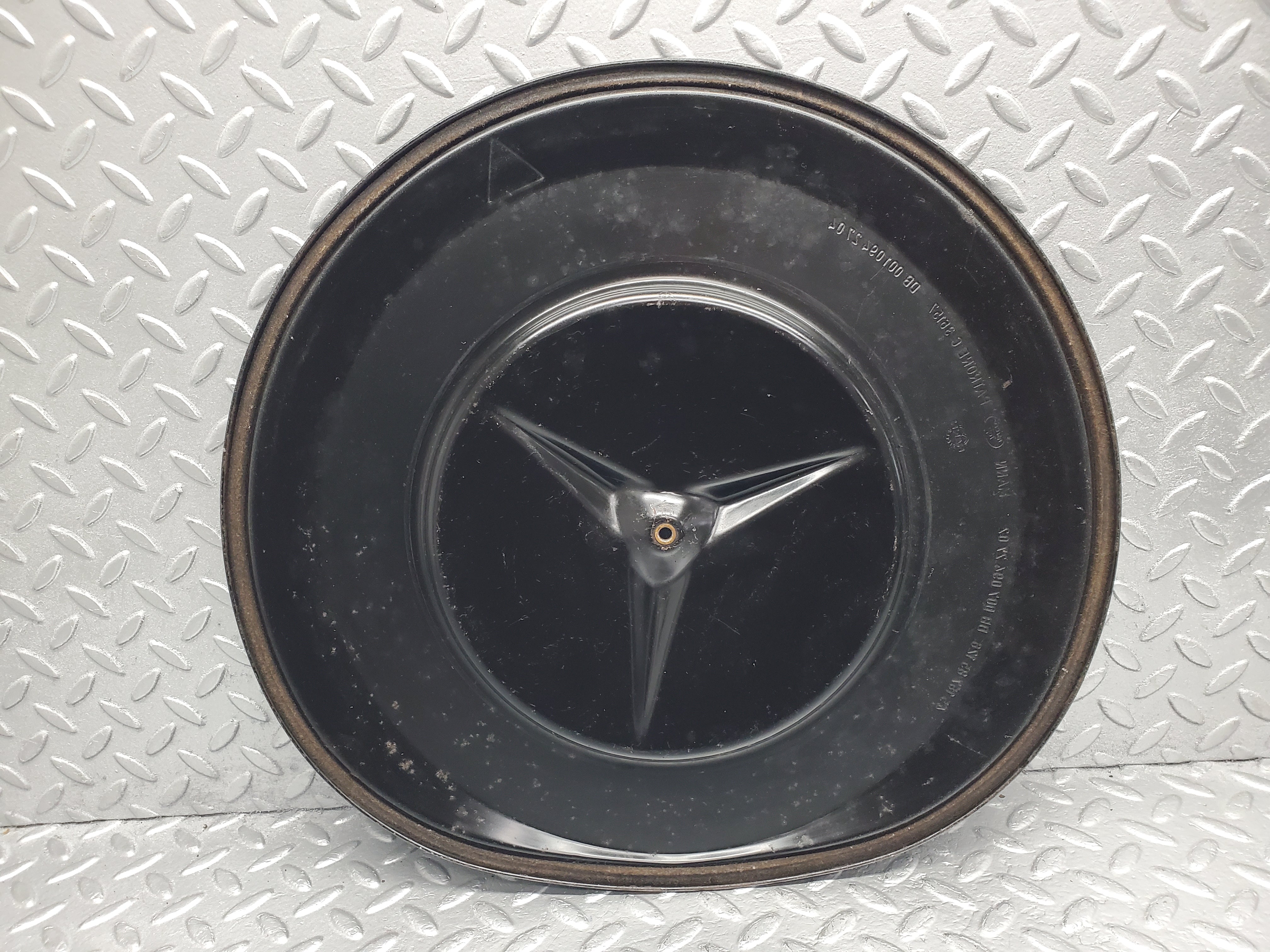 0850 Mercedes-Benz C107 350SLC Coupe Air Filter Housing 4515785126