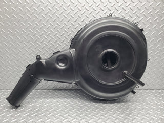 18495 Mercedes-Benz W116 350SE Air Filter Box Housing 0070942702