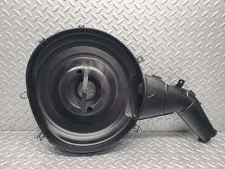 18495 Mercedes-Benz W116 350SE Air Filter Box Housing 0070942702