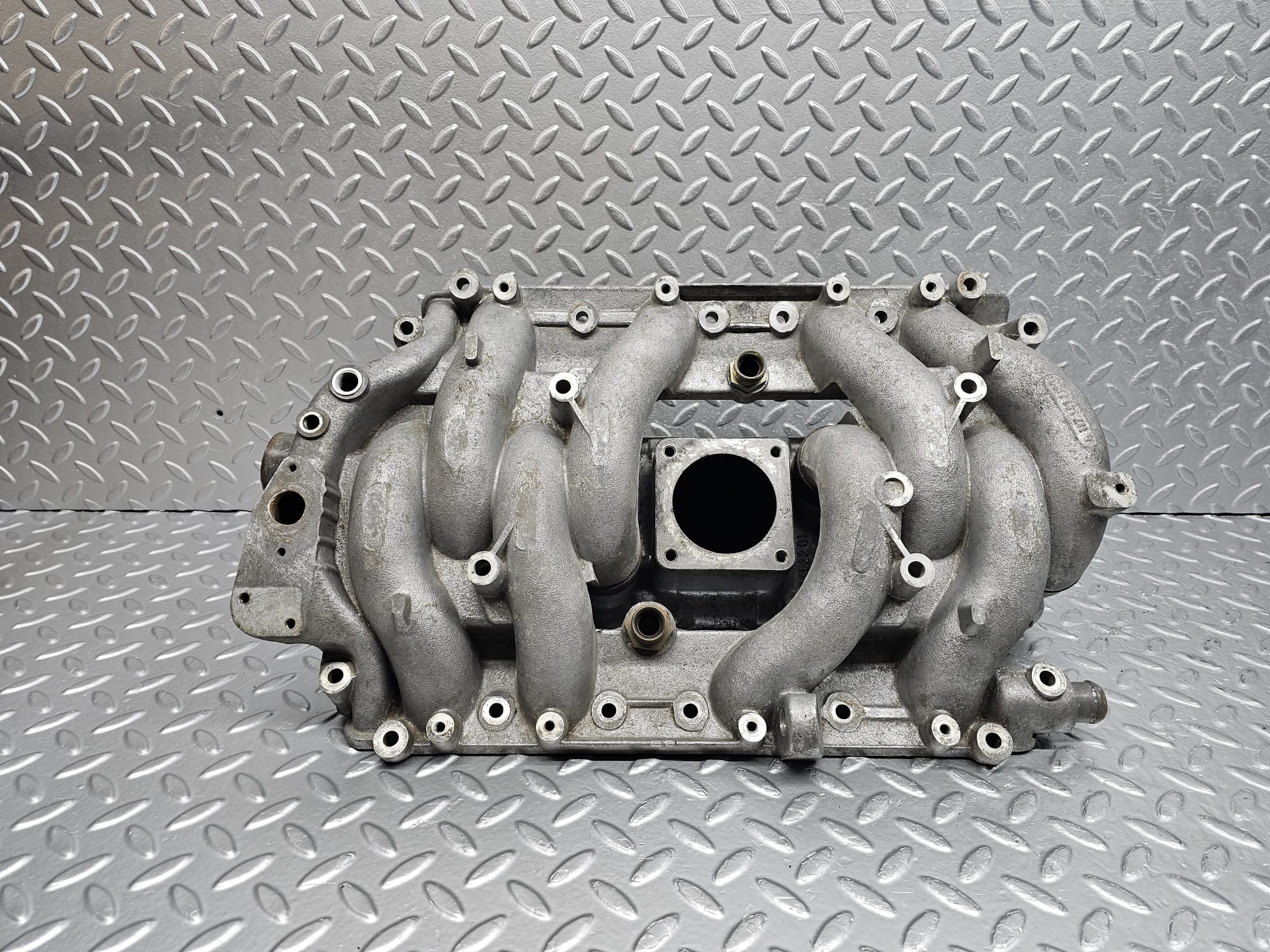 20742 Mercedes-Benz R107 450SL Intake Manifold 1171411101
