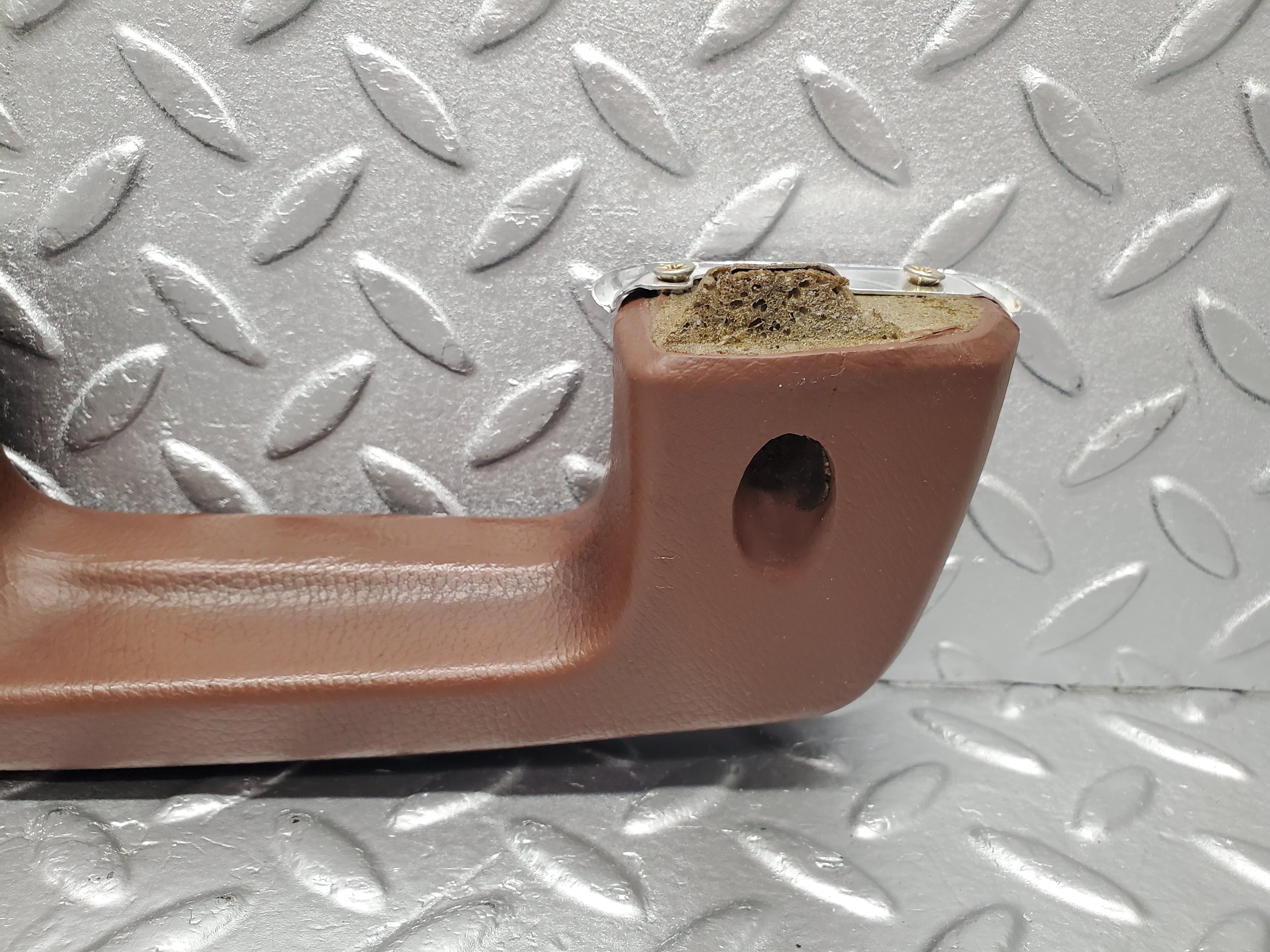 2112 Mercedes-Benz W116 350SE Front Right Door Handle Armrest Brown
