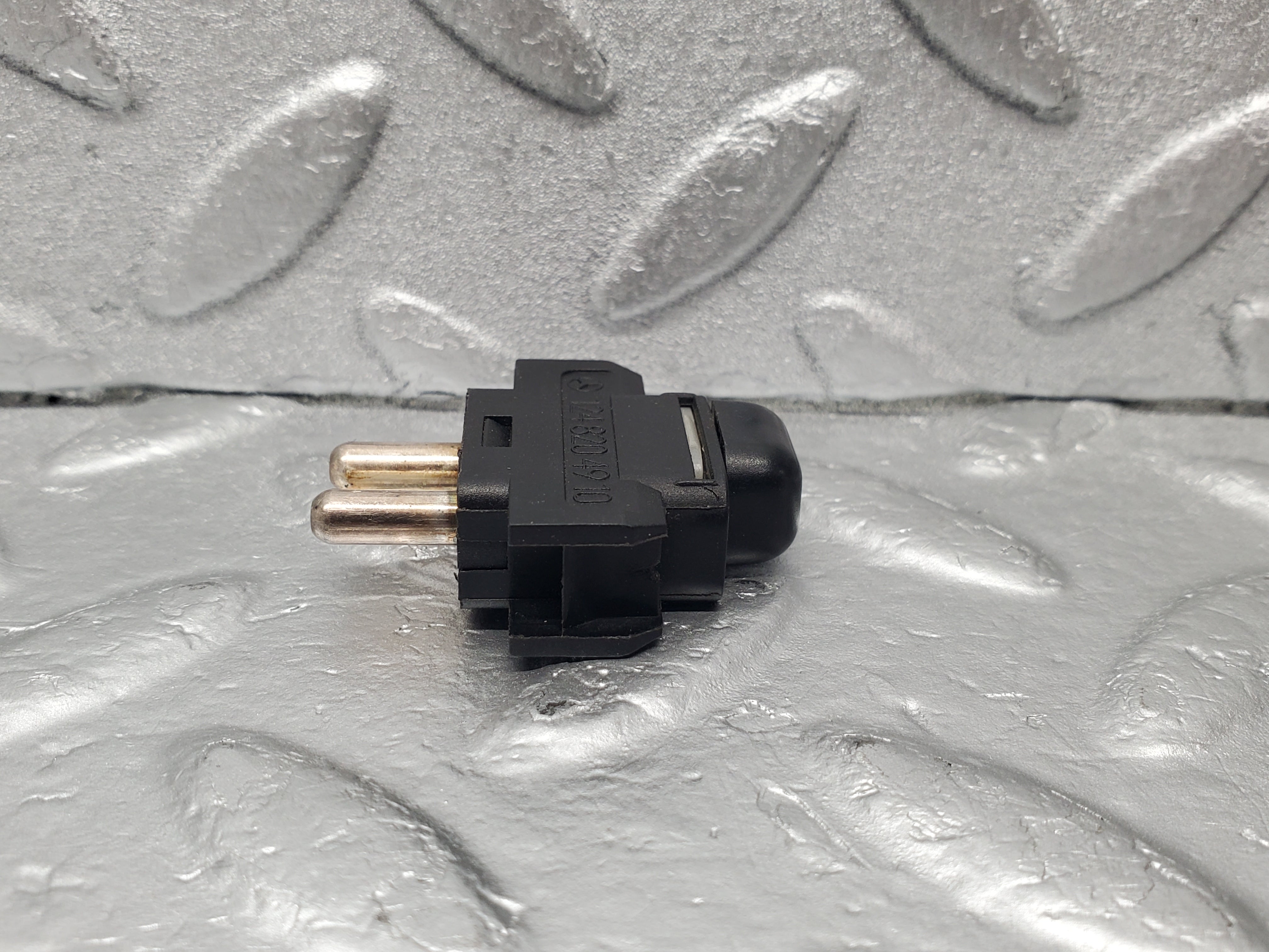 22604 Mercedes-Benz C124 E220 Coupe Child Lock Control Switch 1248204910