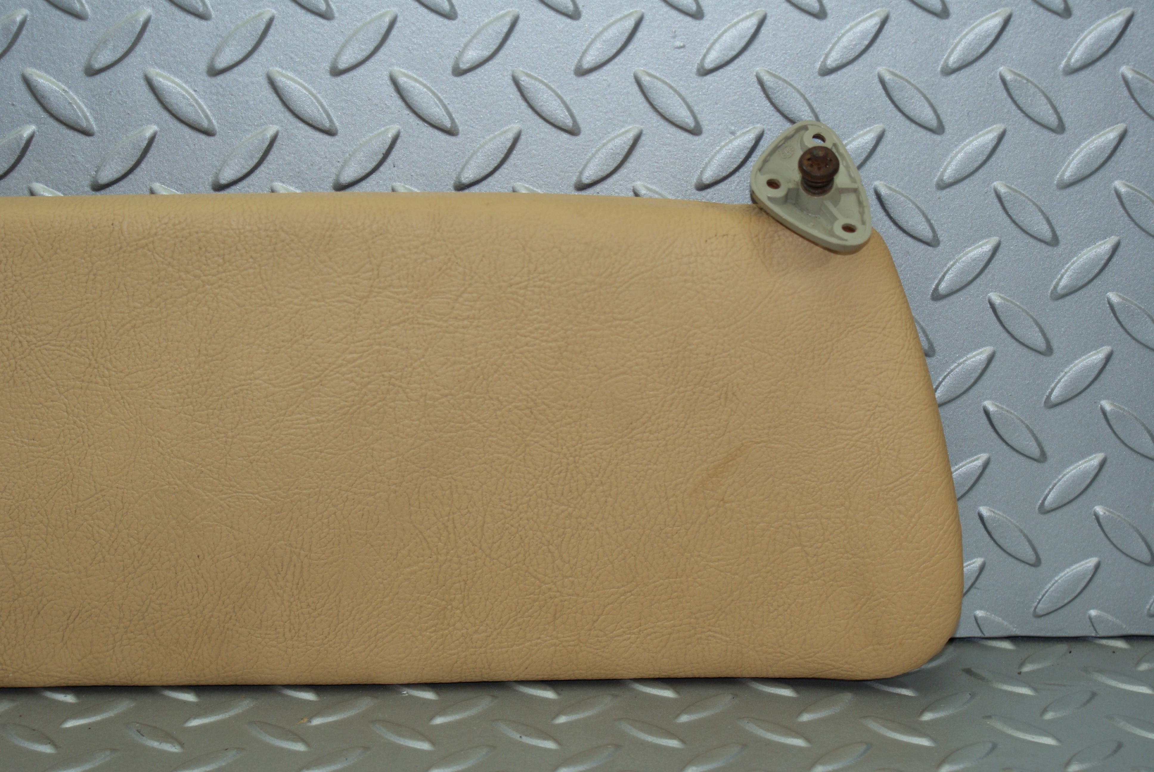 3166 Mercedes-Benz W115 220D Sun Visor Beige Right Driver Side