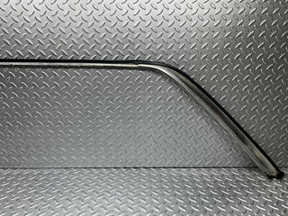 7811 Mercedes-Benz S123 230TE Wagon Roof Chrome Trim Right Side
