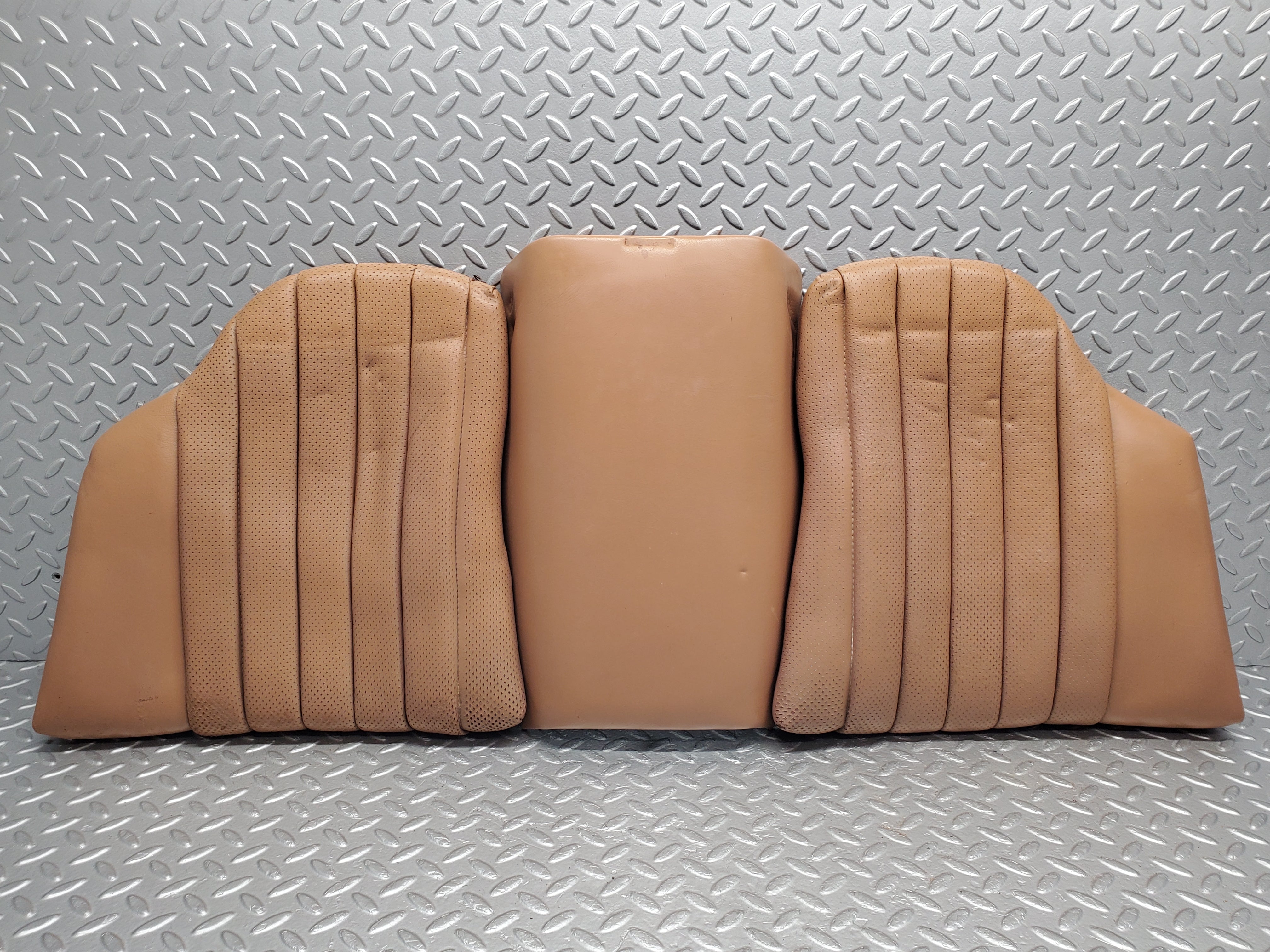 49754 Mercedes-Benz R107 380SL Rear Seat Palomino Leather