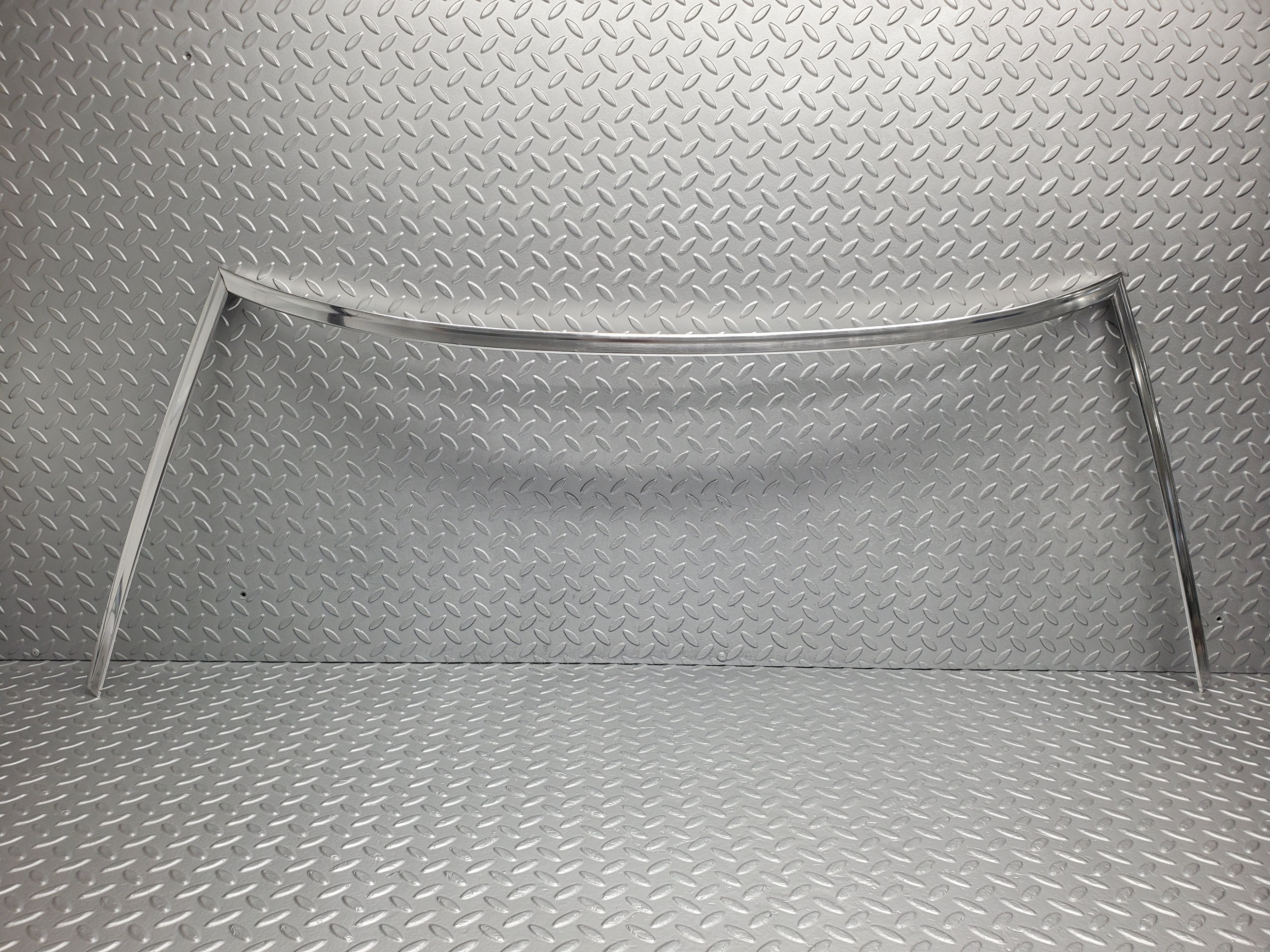 49913 Mercedes-Benz R107 380SL Coupe Front Windscreen Chrome Frame