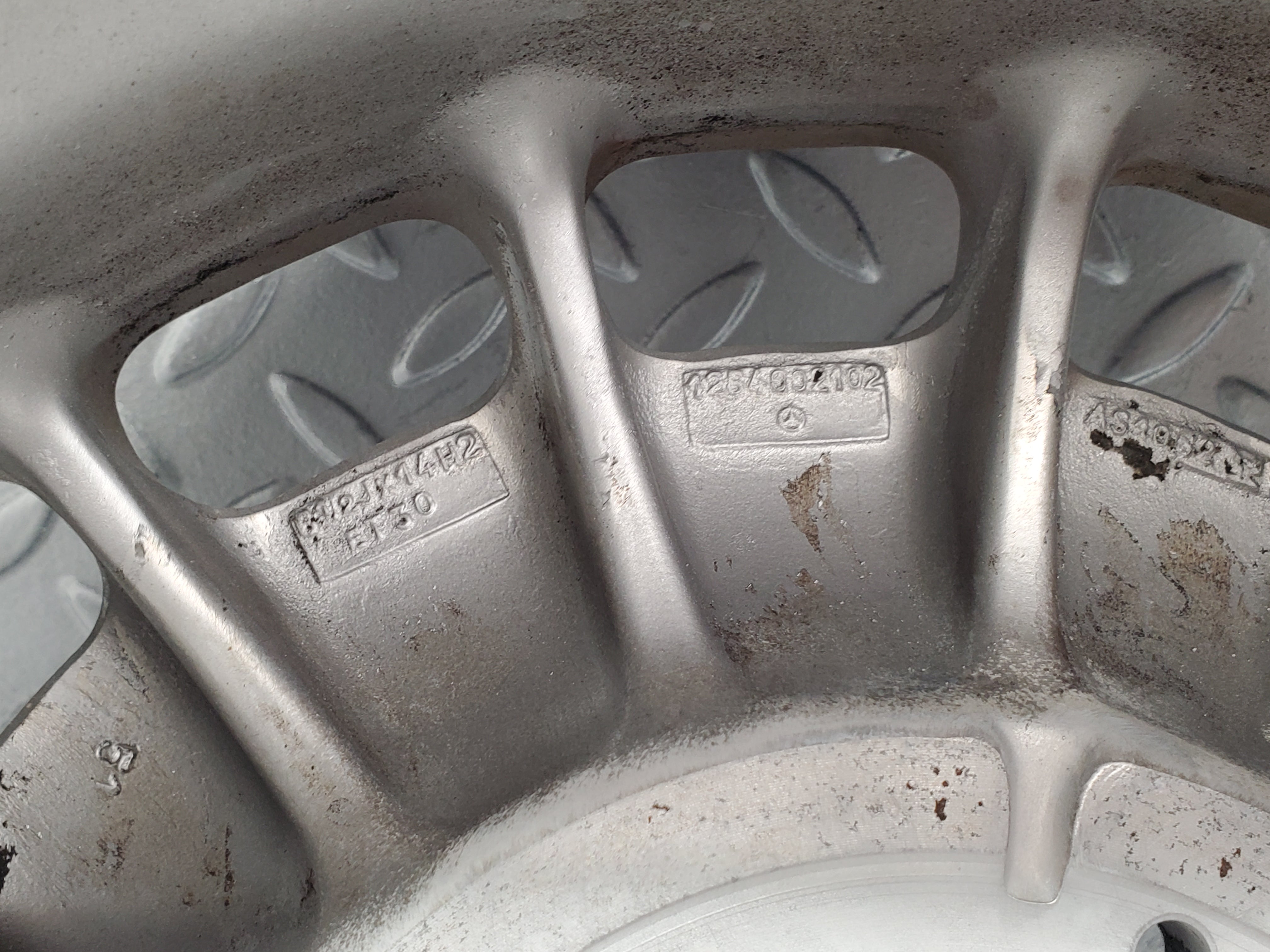 49976 Mercedes-Benz R107 380SL Coupe Alloy Wheel Set Mexican Hat 6.5Jx14H2 ET30 1264002102