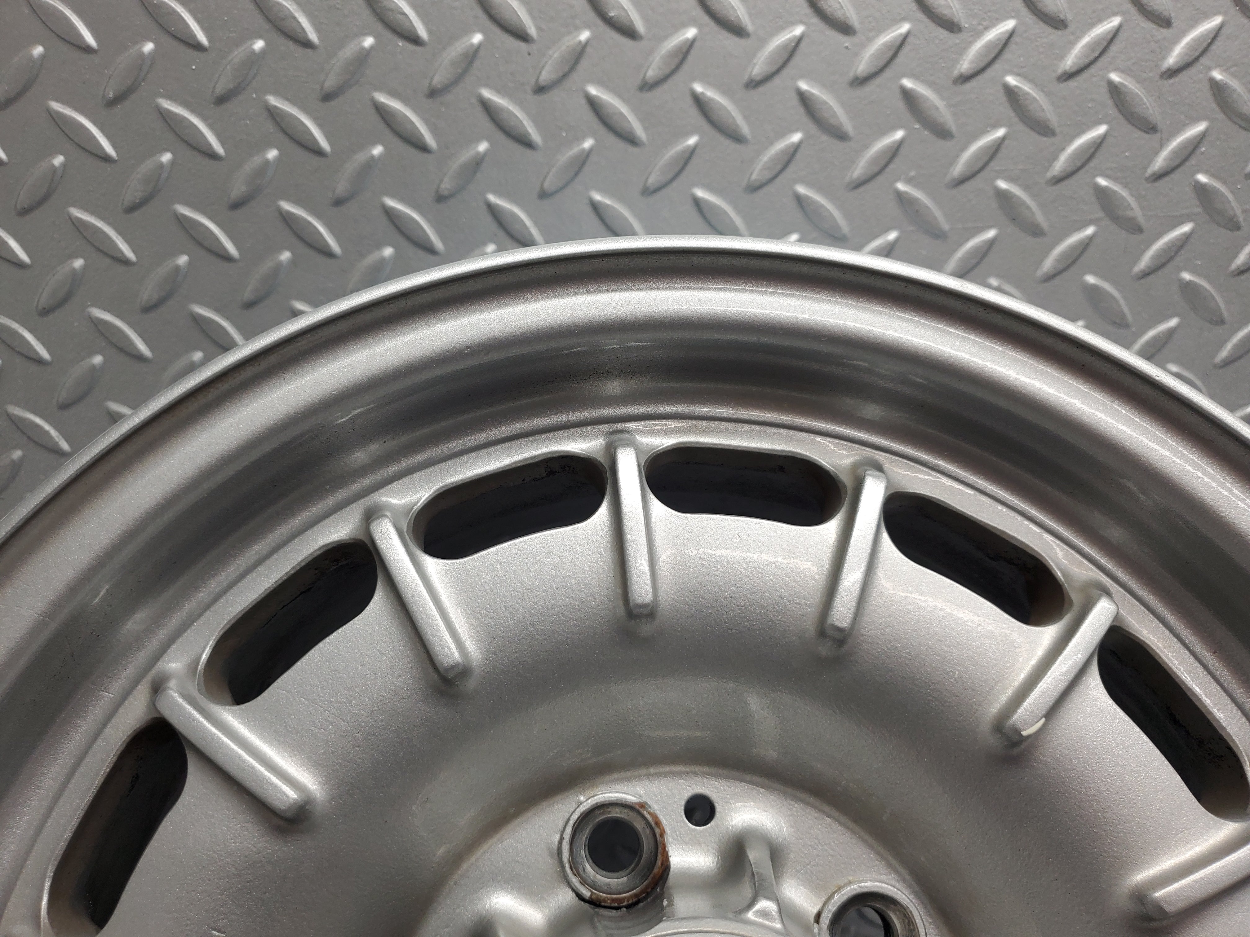 49976 Mercedes-Benz R107 380SL Coupe Alloy Wheel Set Mexican Hat 6.5Jx14H2 ET30 1264002102