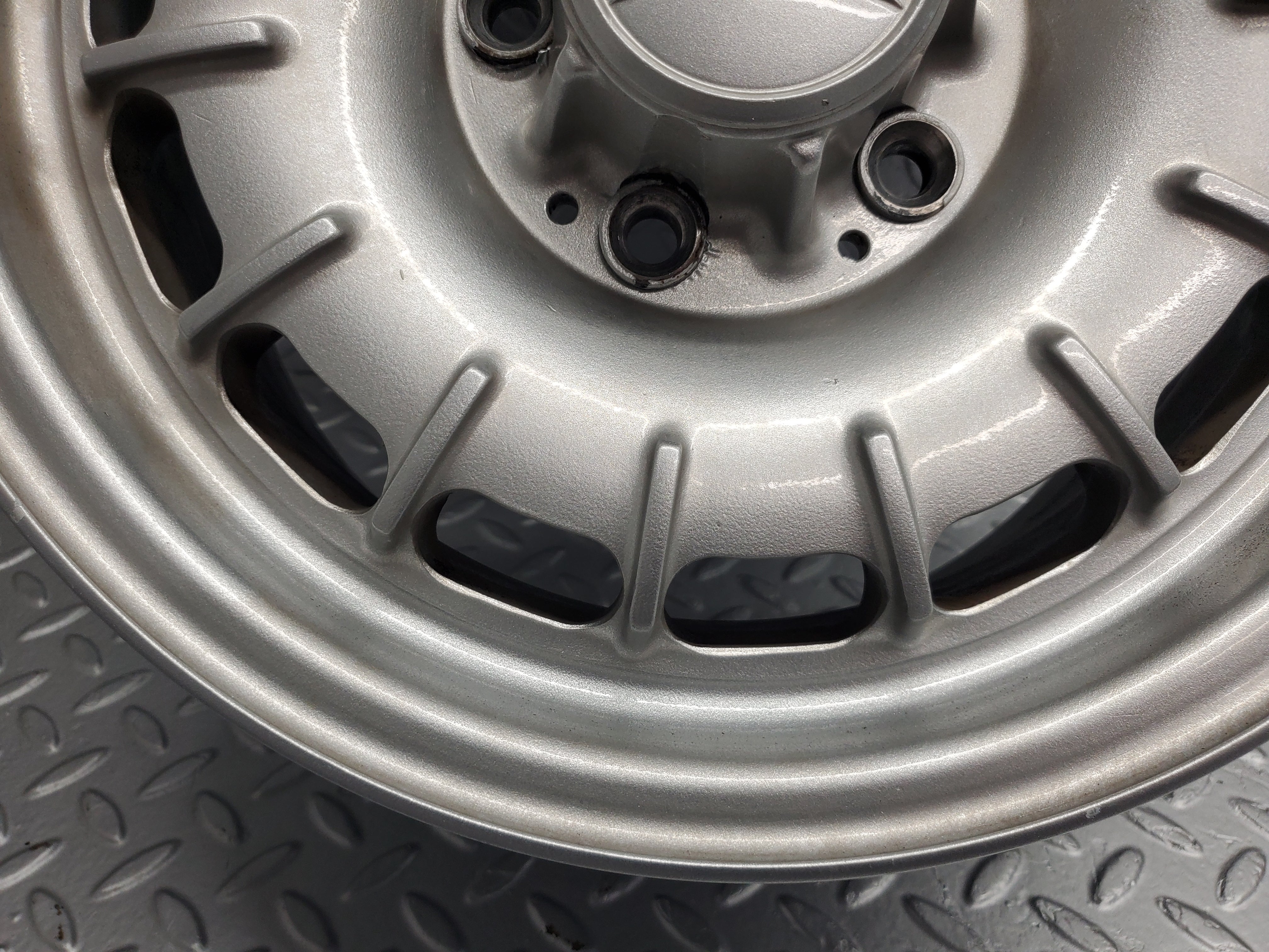 49976 Mercedes-Benz R107 380SL Coupe Alloy Wheel Set Mexican Hat 6.5Jx14H2 ET30 1264002102
