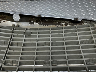 31899 Mercedes-Benz W123 Bonnet Grill Chrome 1238880923