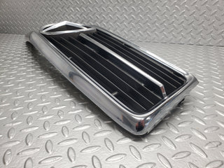 50007 Mercedes-Benz R107 380SL Bonnet Grill Chrome 1078881623 1078881523