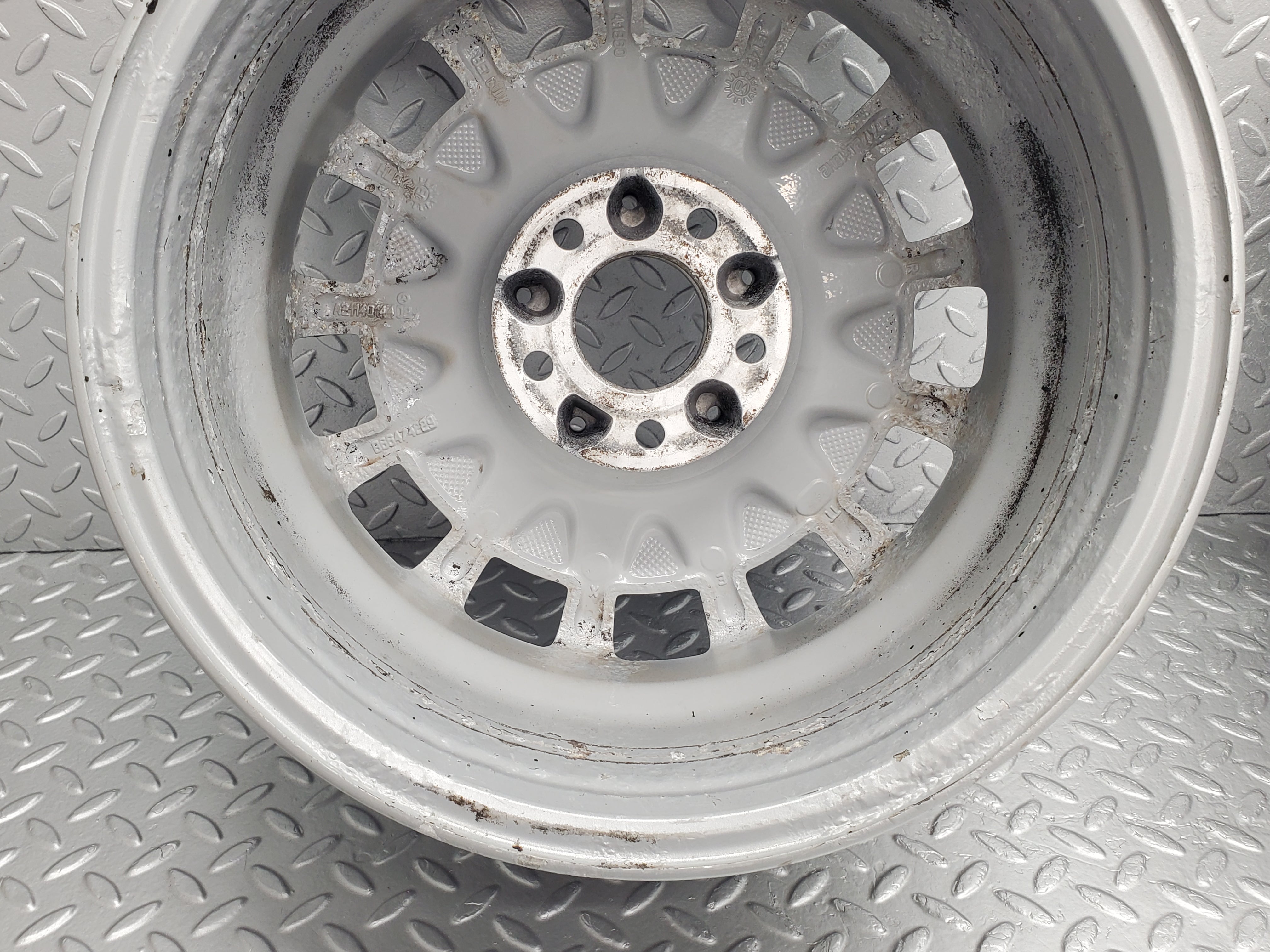 50187 Mercedes-Benz Alloy Wheel Set 7.5/2Jx16 H2 ET42 2114014402