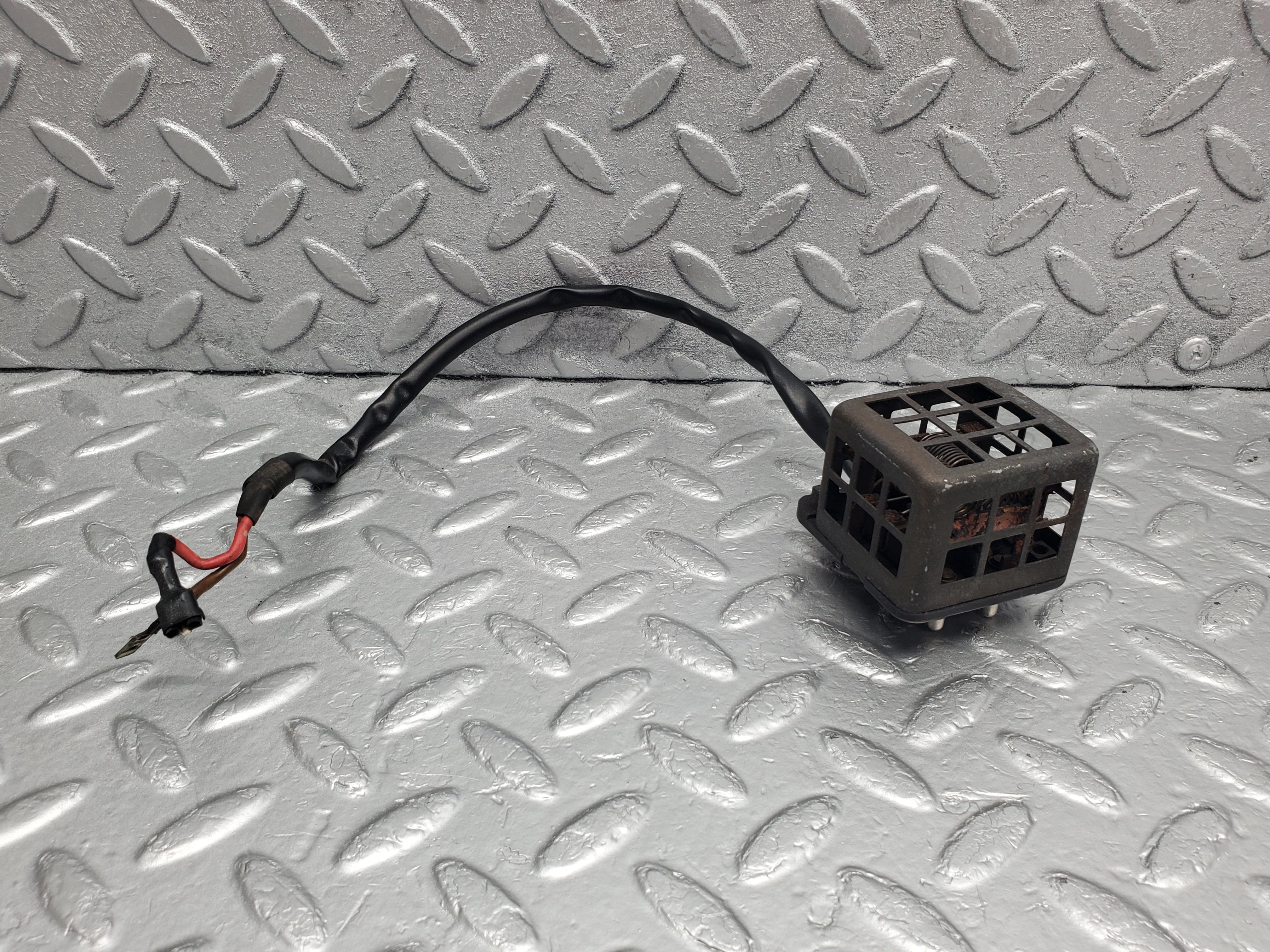 50370 Mercedes-Benz R107 380SL Heater Blower Resistor