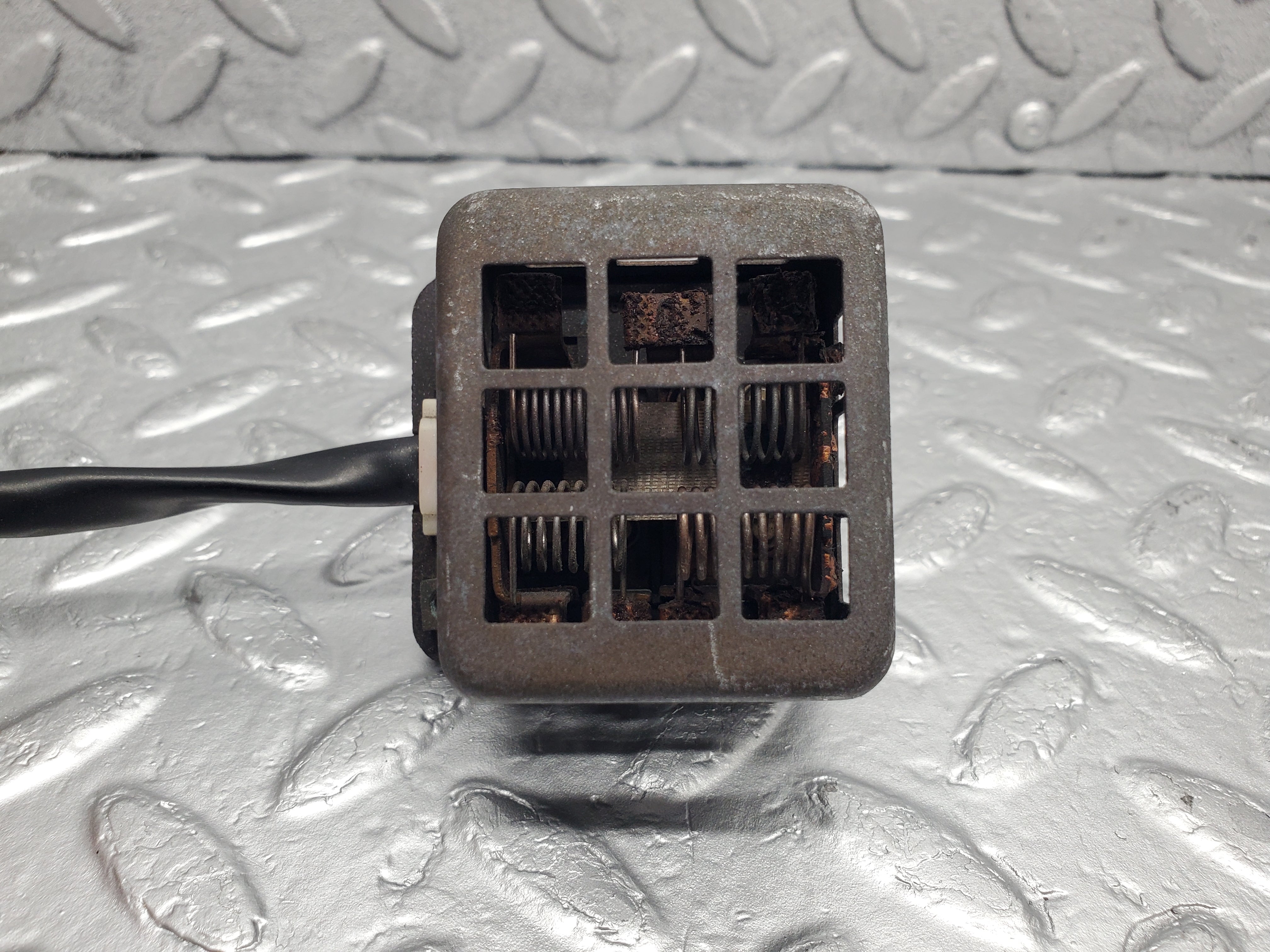 50370 Mercedes-Benz R107 380SL Heater Blower Resistor