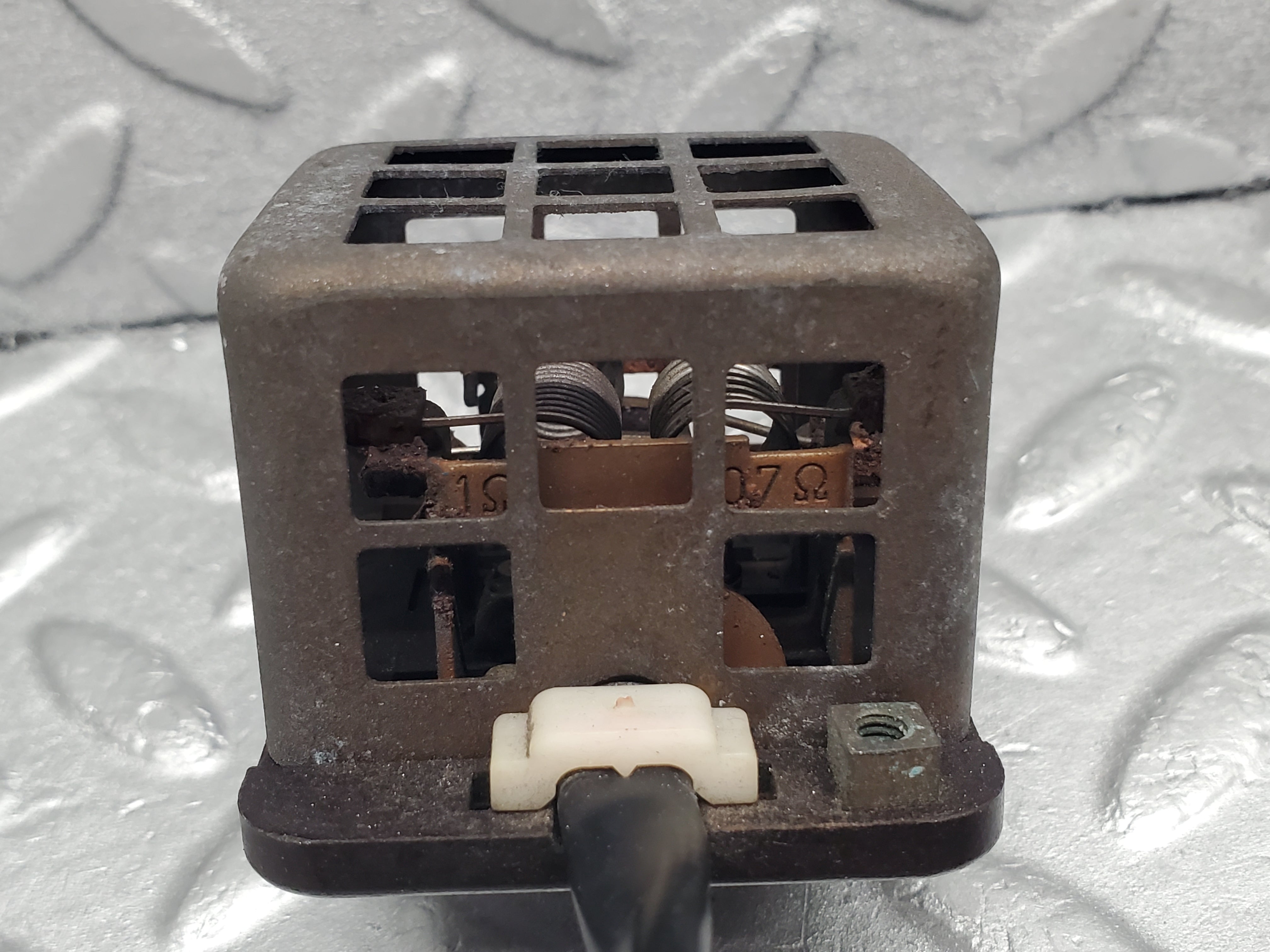 50370 Mercedes-Benz R107 380SL Heater Blower Resistor