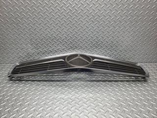 51821 Mercedes-Benz R107 SL Bonnet Grill Chrome 1078881623 1078881523