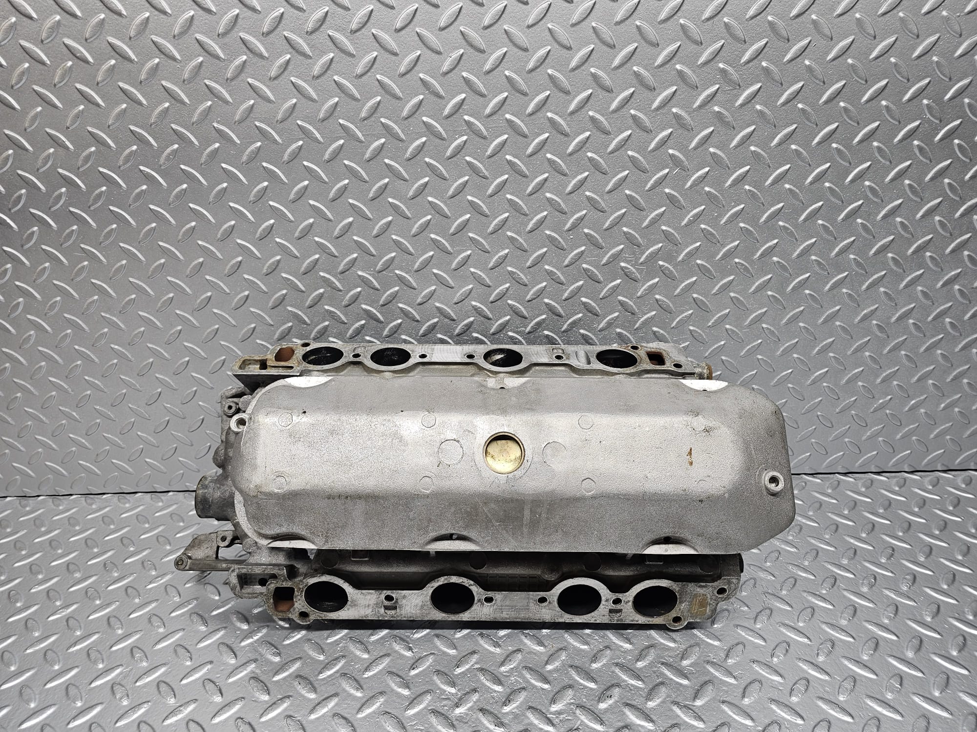 5201 Mercedes-Benz R107 350SL Coupe Air Intake Manifold Throttle 1161414301