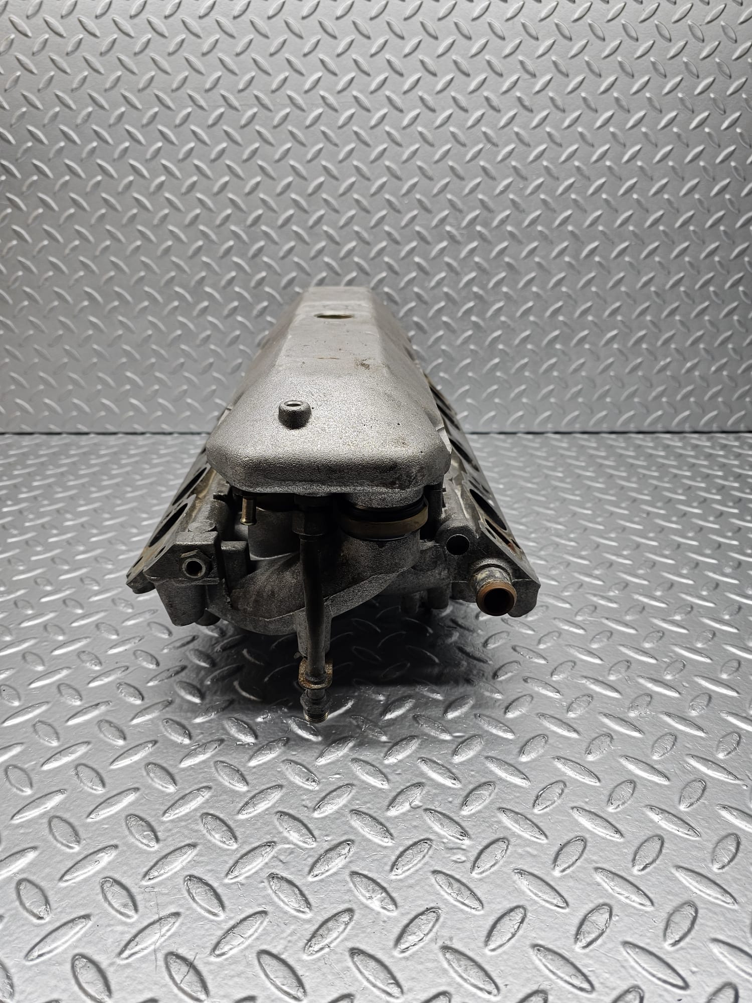 5201 Mercedes-Benz R107 350SL Coupe Air Intake Manifold Throttle 1161414301