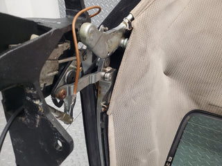 52484 Mercedes-Benz A124 320E Cabriolet Soft Top