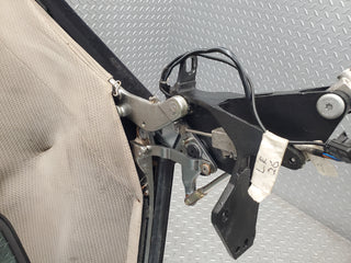 52484 Mercedes-Benz A124 320E Cabriolet Soft Top