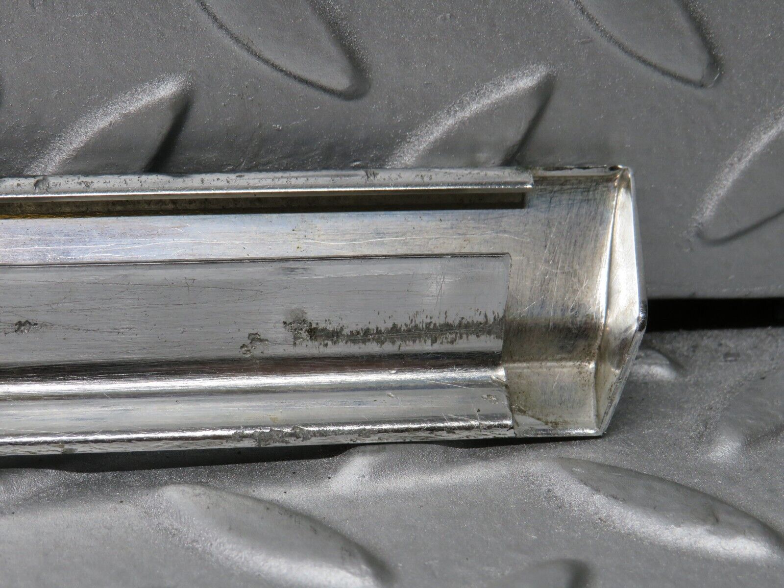 39108 Mercedes-Benz R107 500SL Left Door Chrome Trim