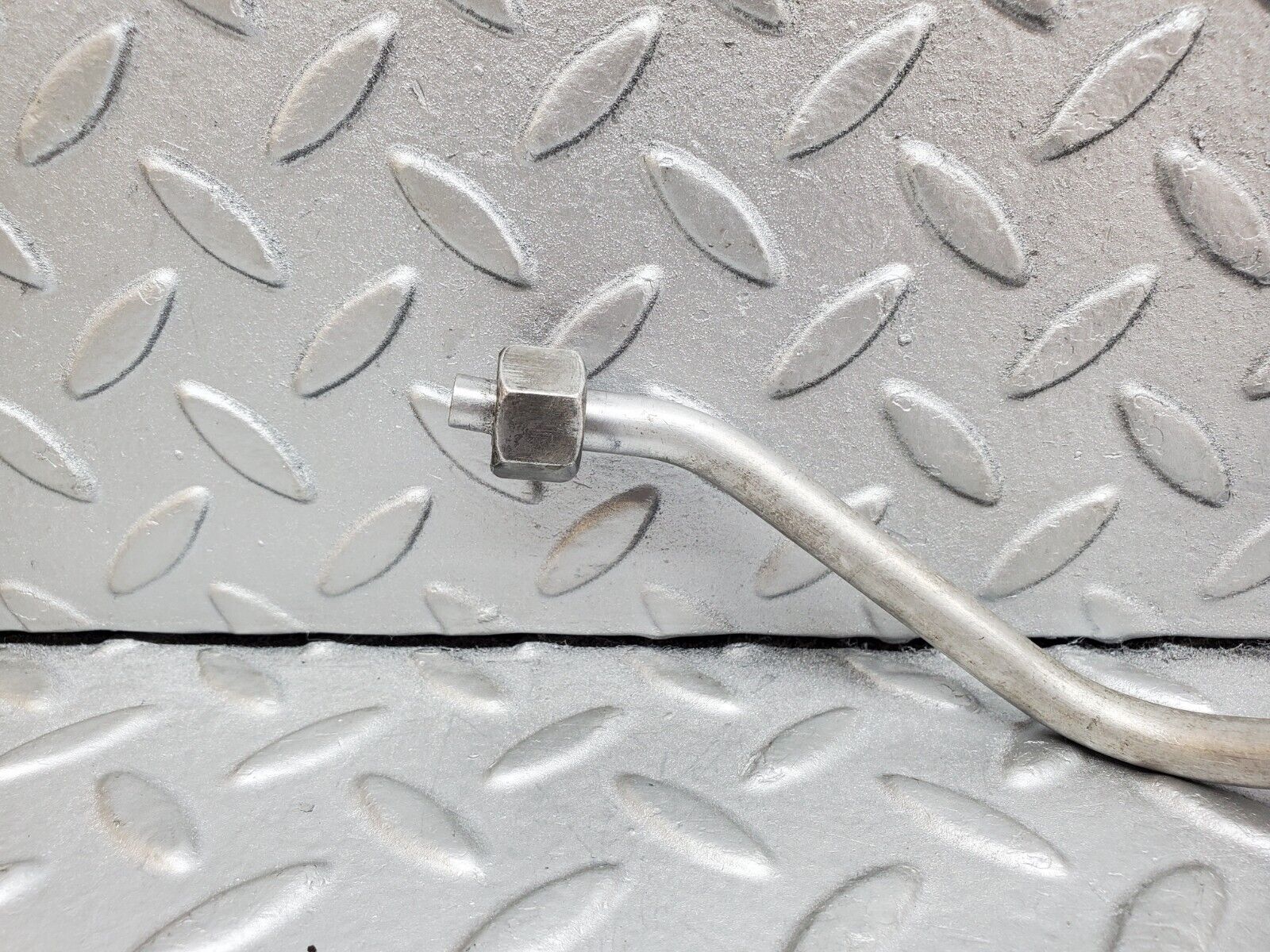 45316 Mercedes-Benz R129 300SL Coupe Air Conditioning Hose Pipe