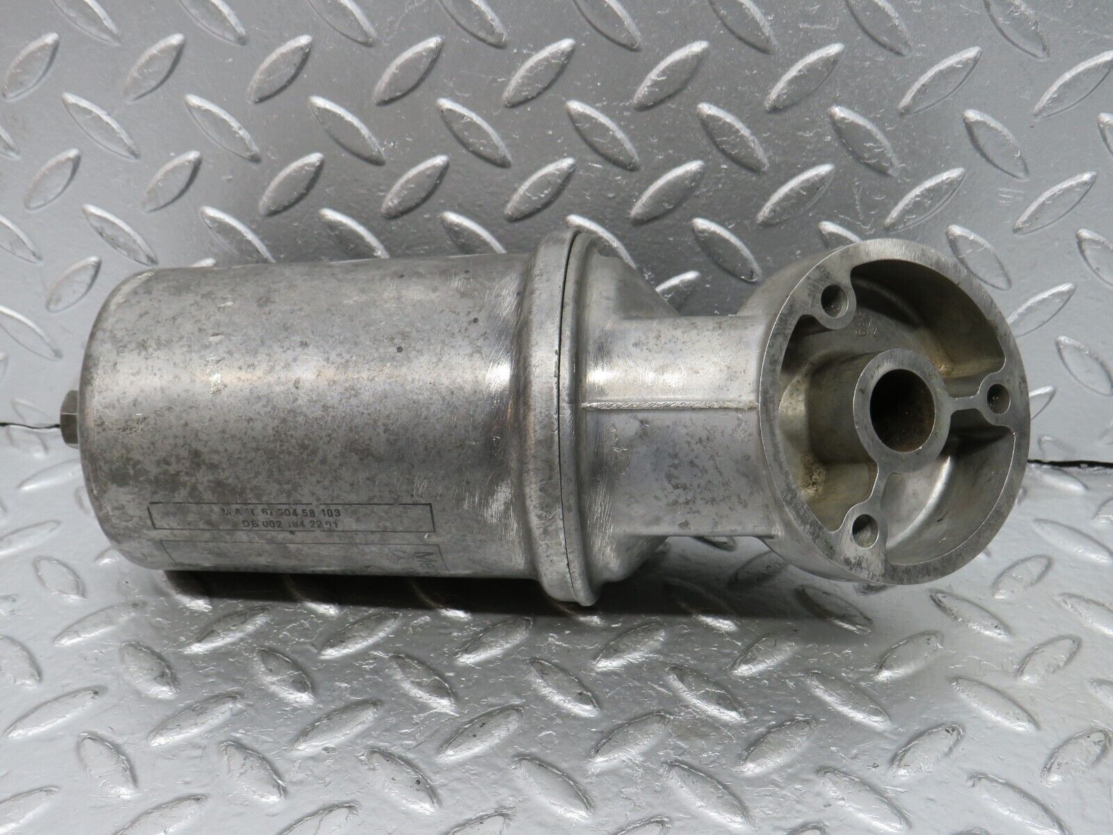 32964 Mercedes-Benz C107 R107 450 V8 Oil Filter Housing 1161840309