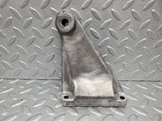 R230 engine mount bracket right used OEM
