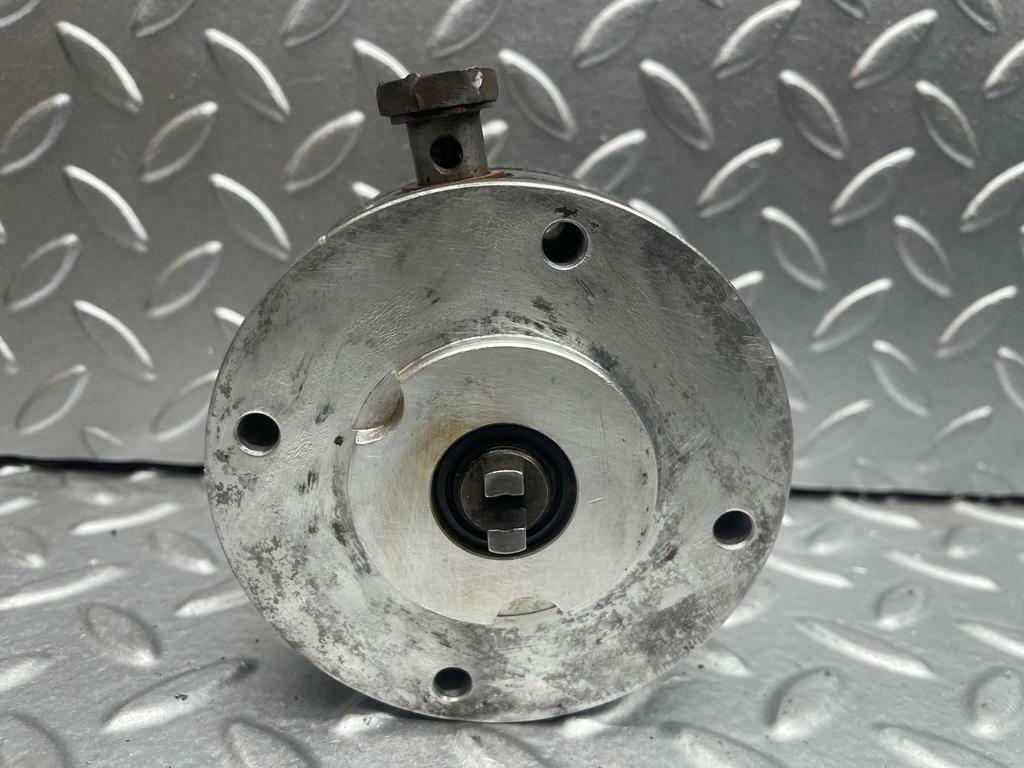 20758 Mercedes-Benz R107 450SL Hydraulic Suspension Pump 1102360008