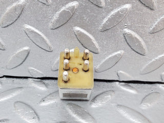 44360 Mercedes-Benz W123 280E Multi Purpose Relay 0015420219