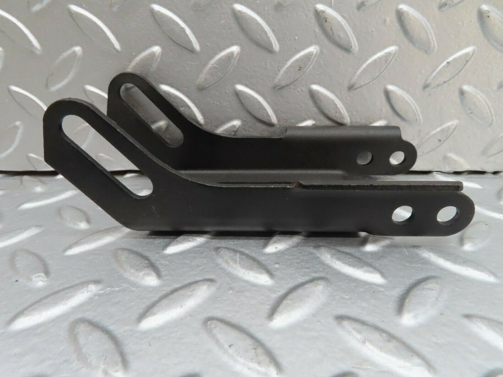 15766 Mercedes-Benz R107 450SL Alternator Generator Bracket