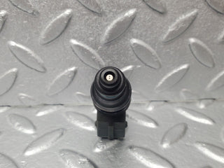 W124 fuel injector used OEM