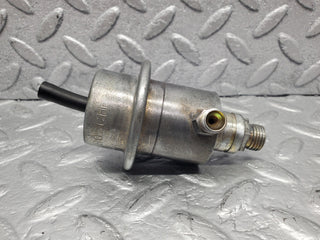 W201 Baby Benz fuel pressure regulator used OEM