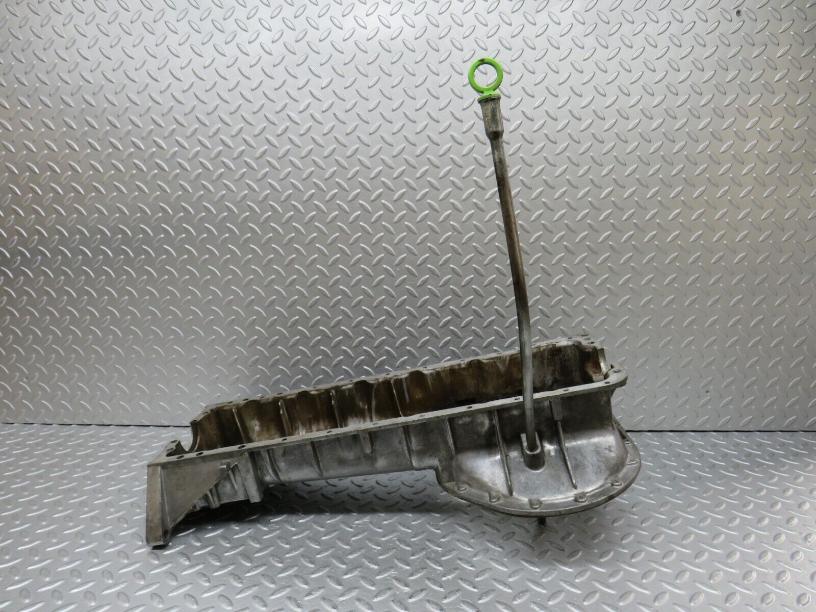 35646 Mercedes-Benz R107 280SL Oil Pan Oil Sump 1100140702