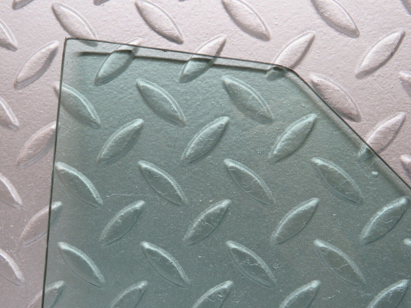 40155 Mercedes-Benz R107 350SL Hardtop Quarter Window Glass Left Side