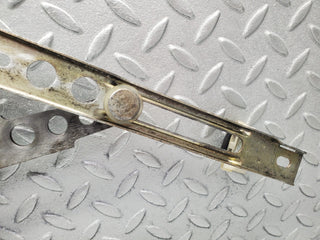 S123 Wagon front right manual window regulator used OEM