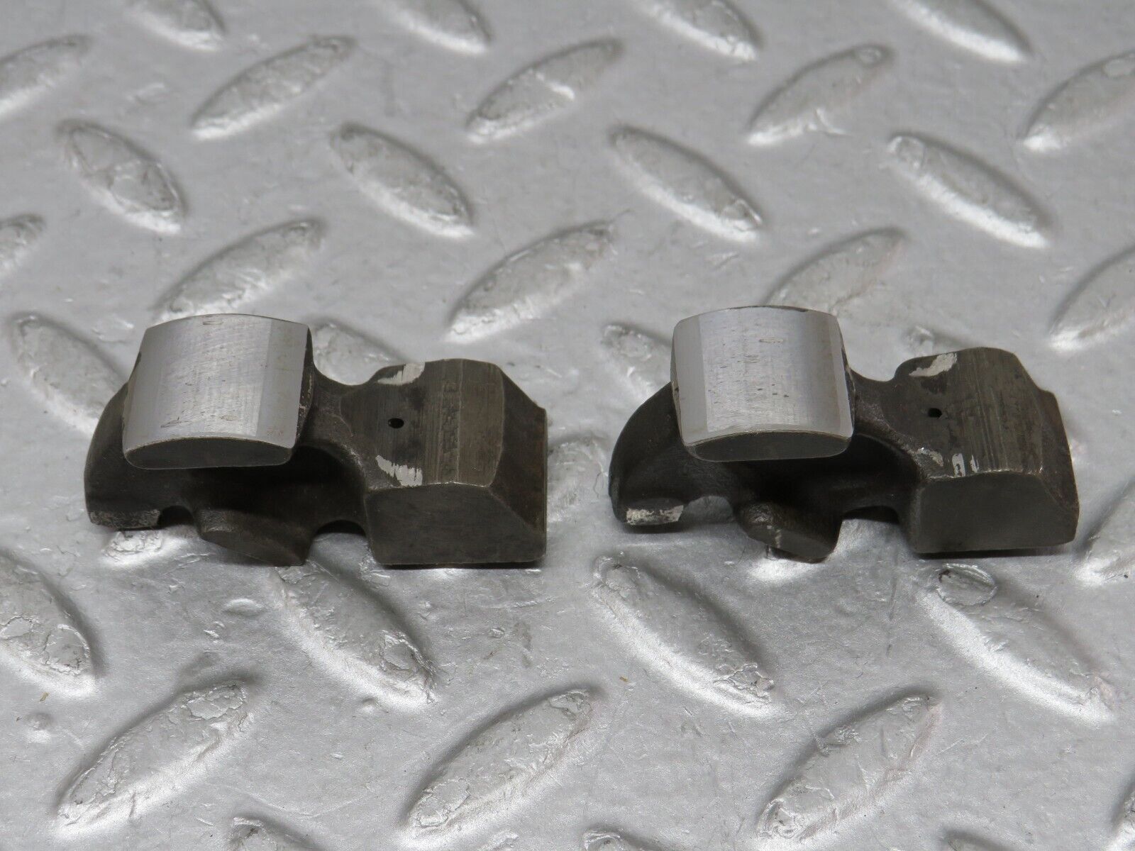 35643 Mercedes-Benz R107 280SL Valve Rocker Arm With Spring And Tappet