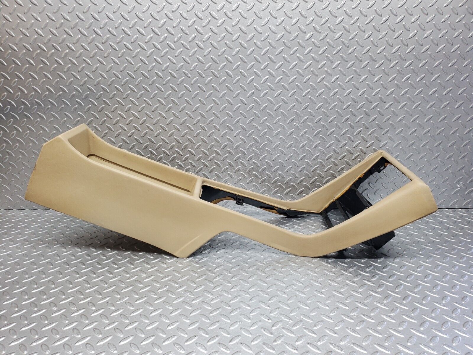 45767 Mercedes-Benz W126 420SE Centre Console Beige 1266830325