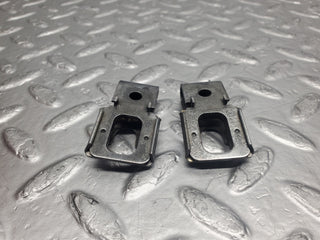 W126 Coupe injector bracket used OEM