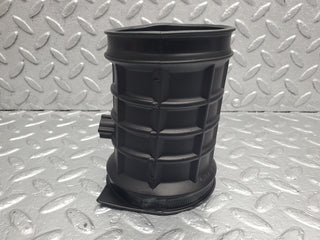 W124 Cabriolet air intake pipe used OEM