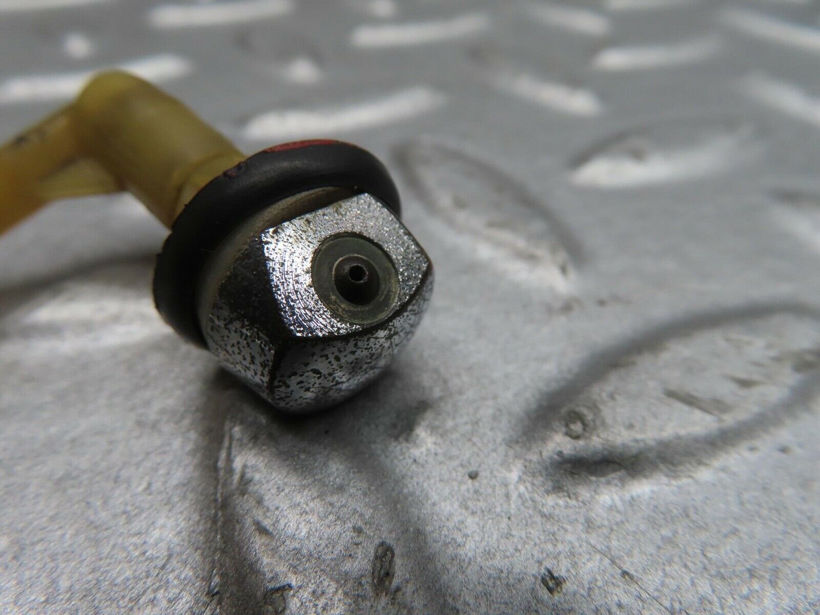 13863 Mercedes-Benz R107 450SL Windscreen Washer Nozzle