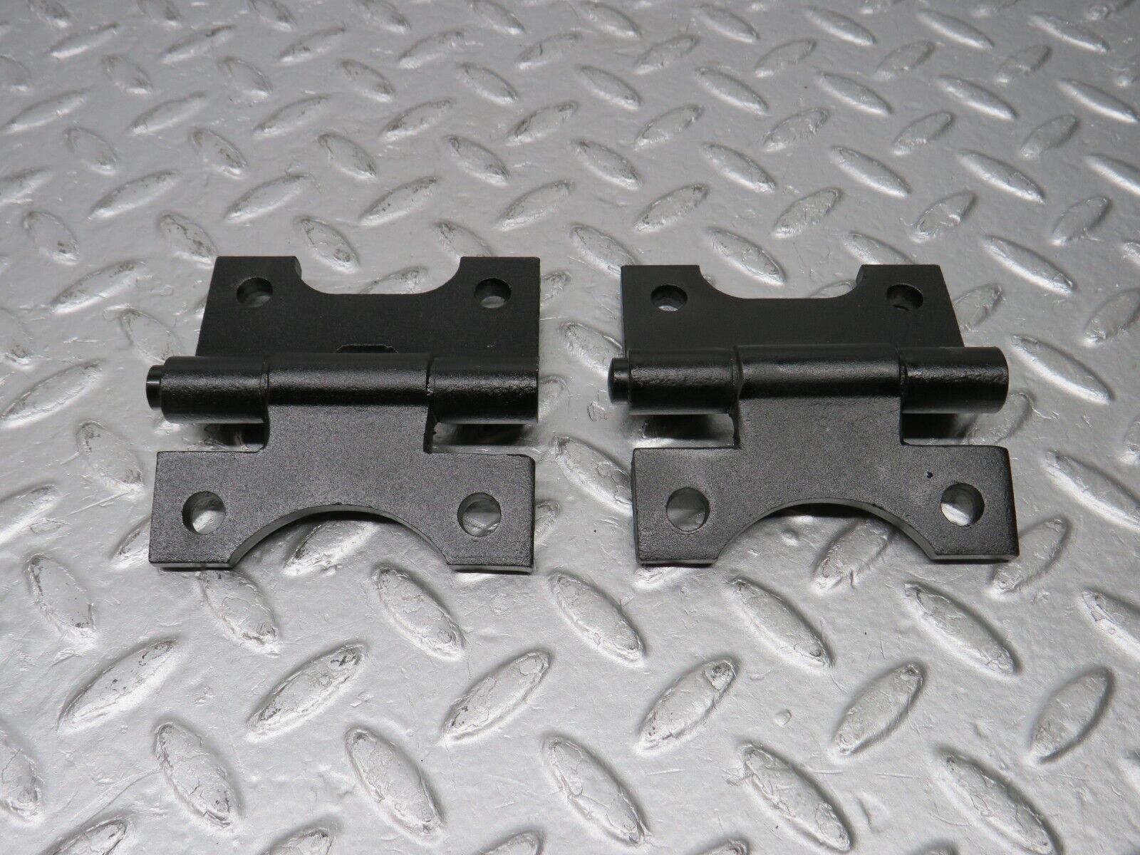 39234 Mercedes-Benz R107 500SL Door Hinge Right Side